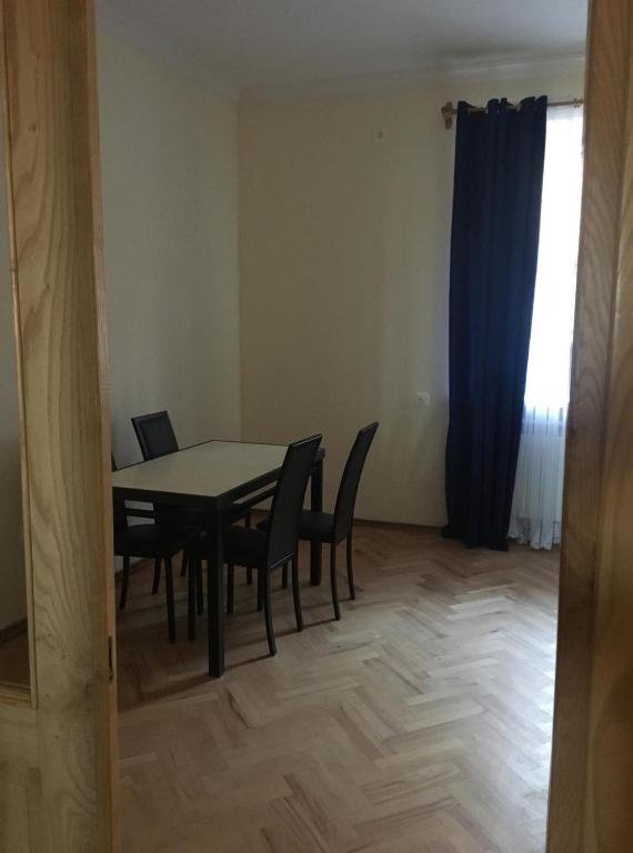 Тбилиси: Rent 50