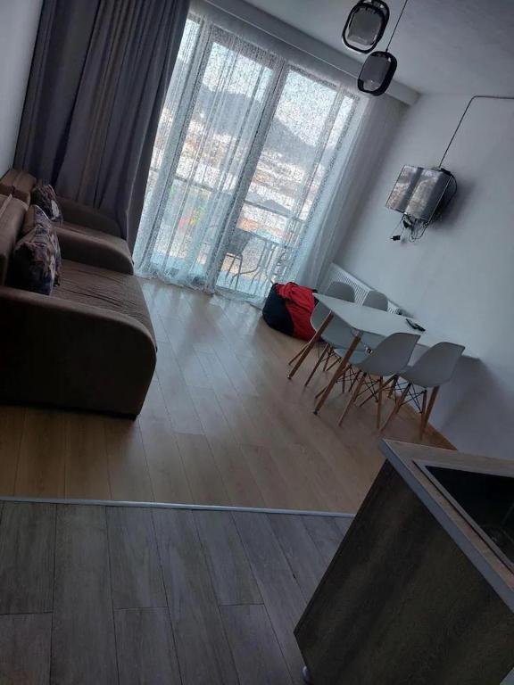 Бакуриани: Served Apartment in M25 Apart Hotel 3