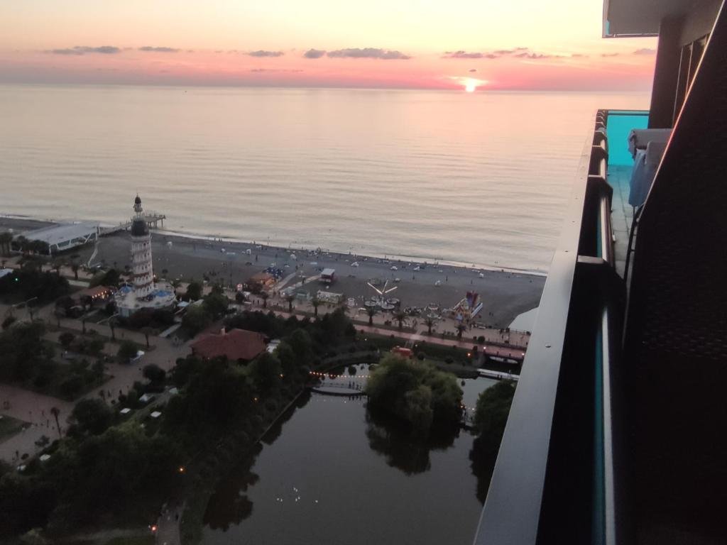Батуми: Sea View Studio Apartment