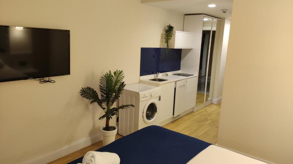 Батуми: Sea View Studio Apartment