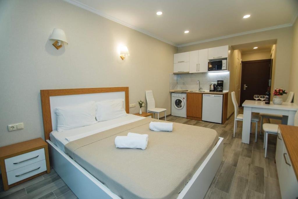 Батуми: Deluxe Apartments Orbi Beach Tower
