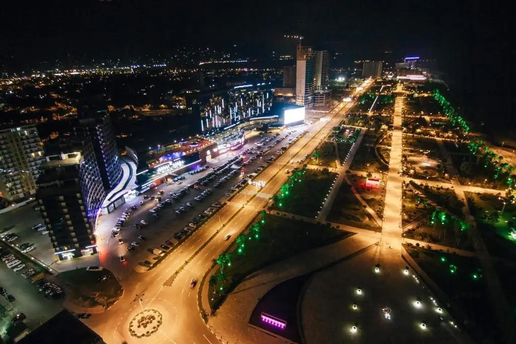 Батуми: Deluxe Apartments Orbi Beach Tower