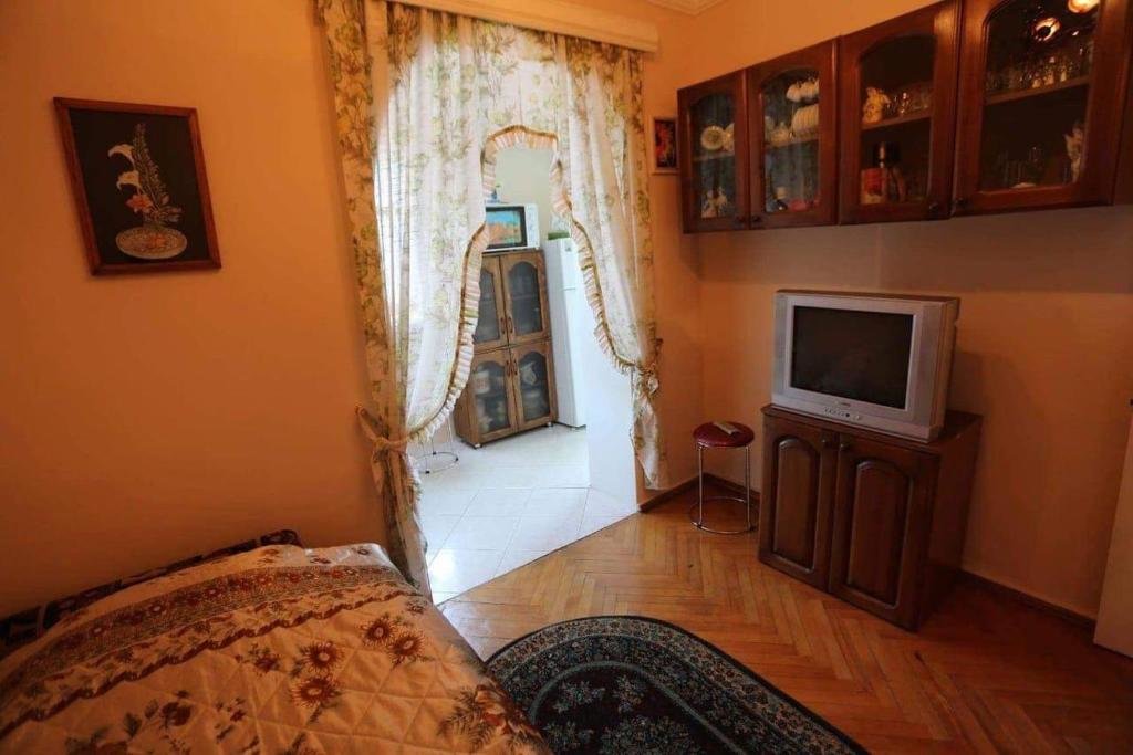 Батуми: Su's Batumi Cozy 1 BR with Pool