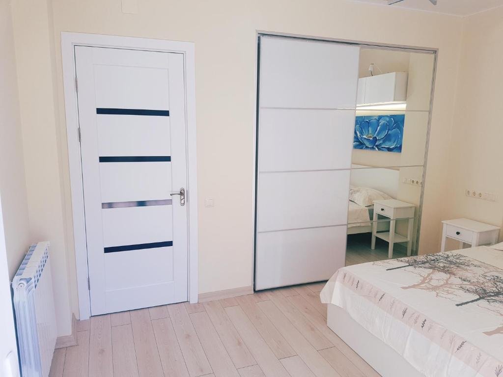 Батуми: J.R Apartment in the sea
