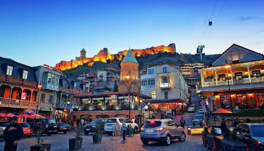 Тбилиси: Old Tbilisi apartment Maya