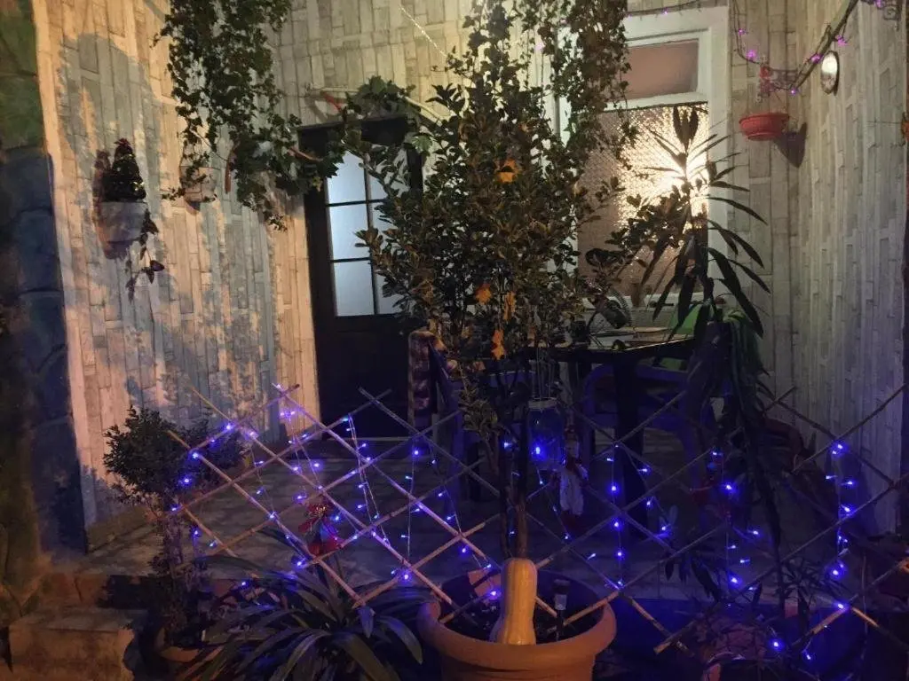 Тбилиси: Old Tbilisi apartment Maya