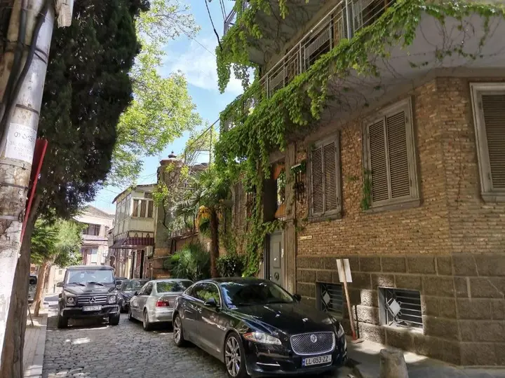 Тбилиси: Old Tbilisi apartment Maya