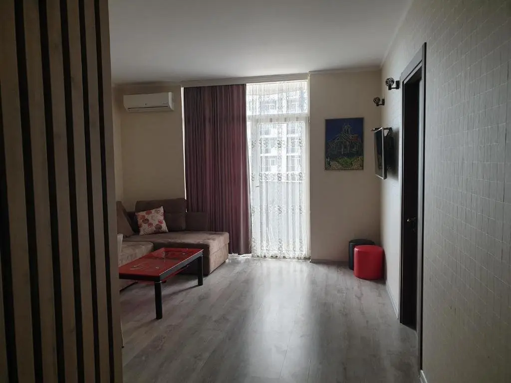 Батуми: Lia's apartment in Orbi