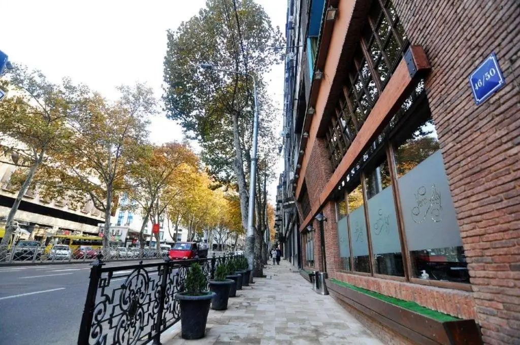 Тбилиси: Superior Apartment on Kostava