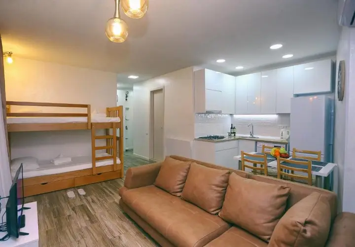 Батуми: Sea Side Apartment