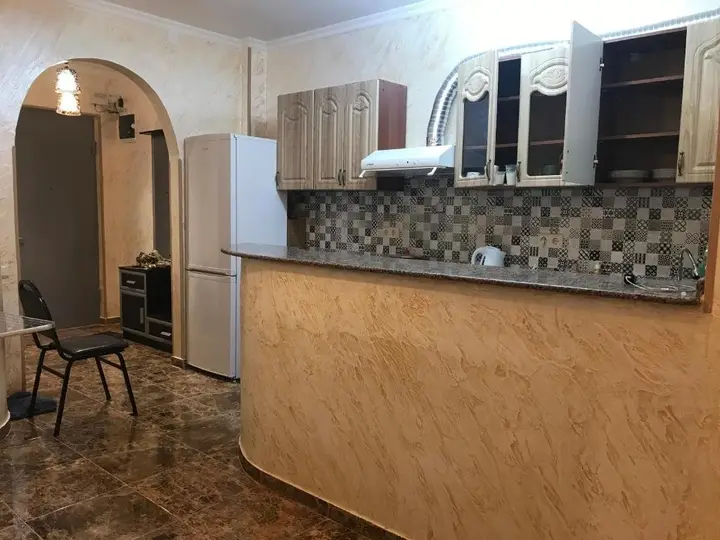 Батуми: Three Bedroom Apartment On Lermontov Street