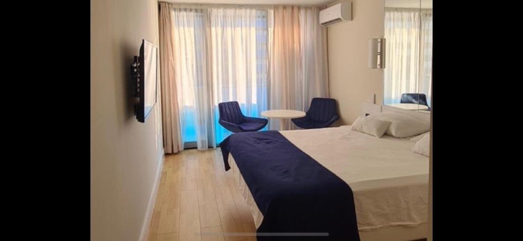 Батуми: Orbi City Apartment Stare Beach