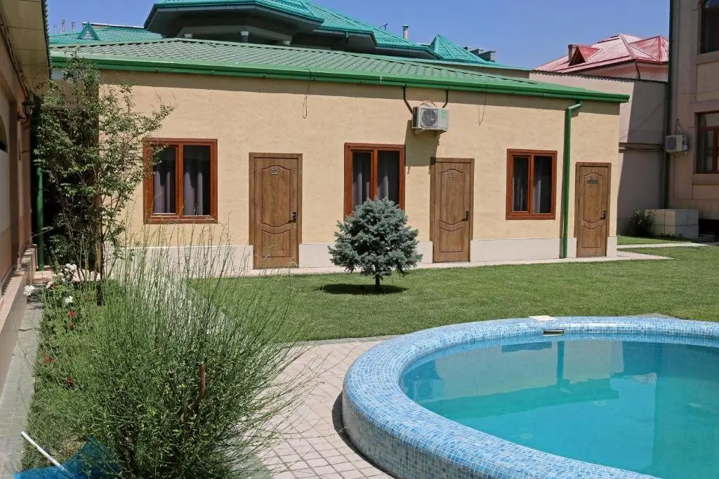 Ташкент: Chinor Garden Hotel 2 ( Free Airport Transfer and Many More)