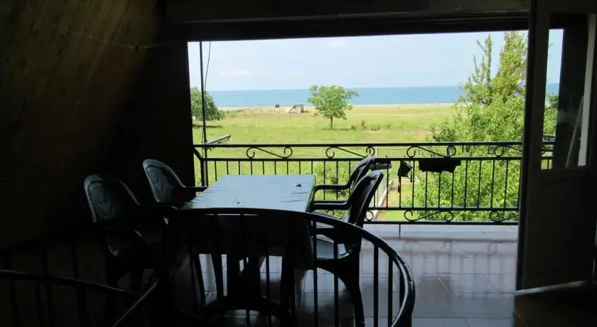 Кобулети: GuestHouse on Firosmani 11