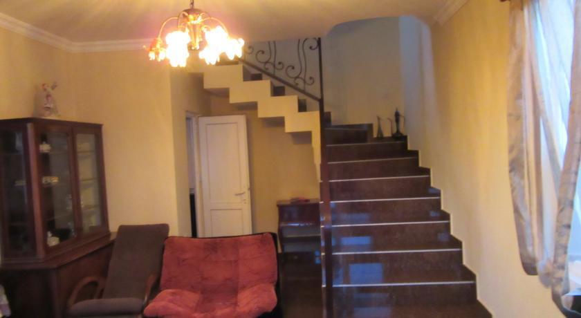 Кобулети: GuestHouse on Firosmani 11