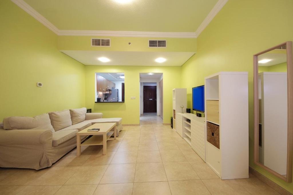 Дубай: Signature Holiday Homes- Studio Apartment Venetian Tower