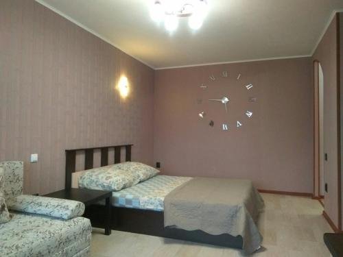 Магнитогорск: Apartment on Suvorova 99