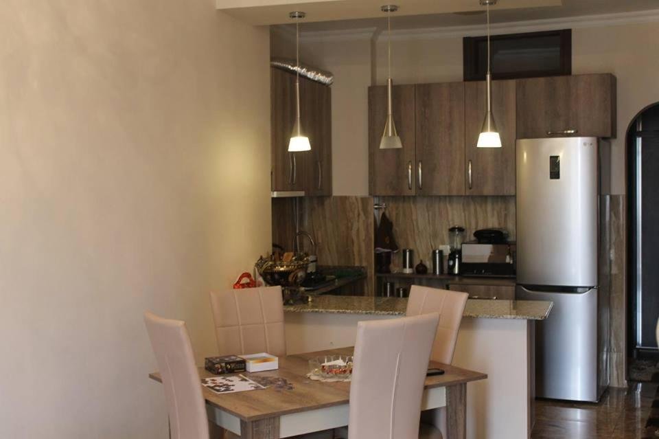 Батуми: Apartment on Javakhishvili 3