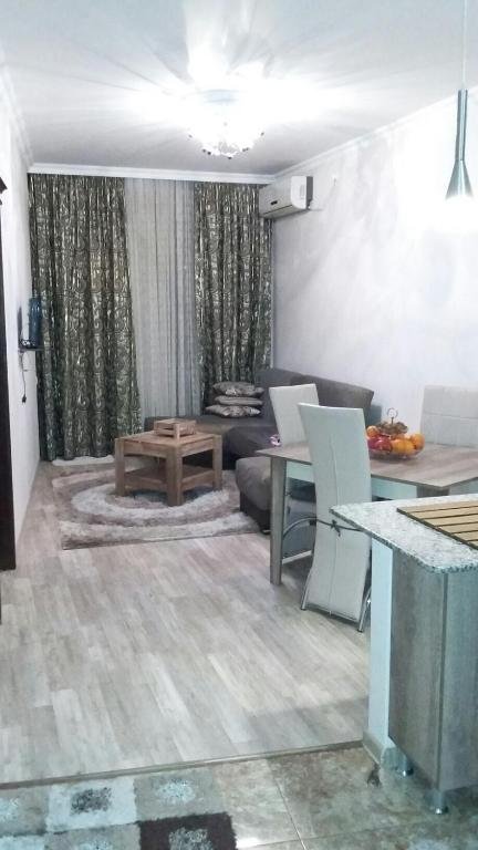 Батуми: Apartment on Javakhishvili 3