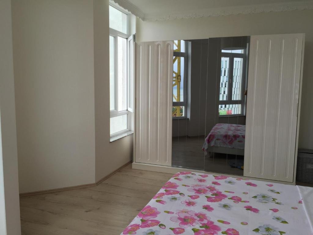 Батуми: Gorgiladze Seaside Apartment