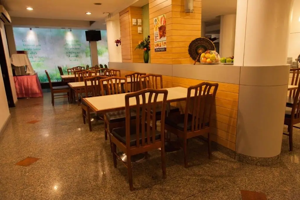 Бангкок: ZEN Rooms Petchburi Soi 17