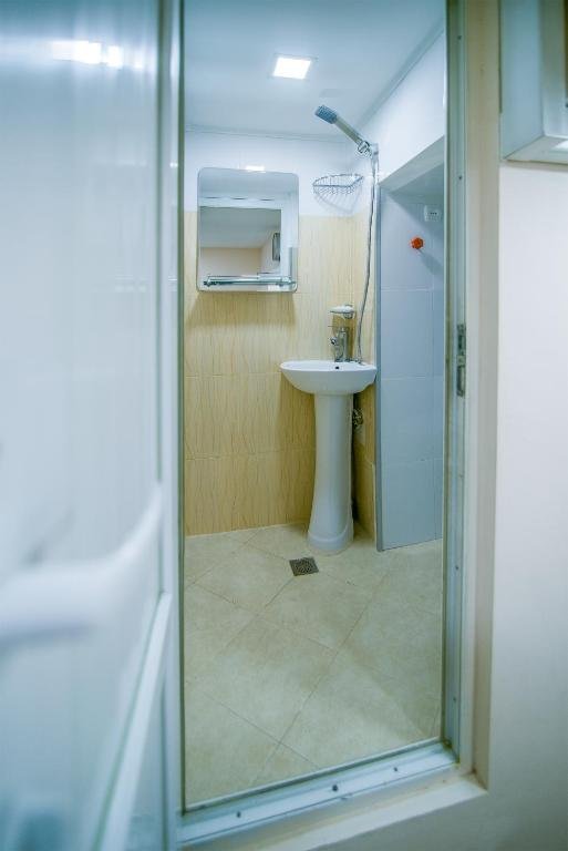 Тбилиси: Hostel on the opposite of House of Justice