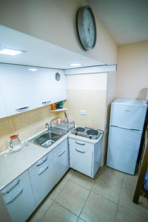 Тбилиси: Hostel on the opposite of House of Justice