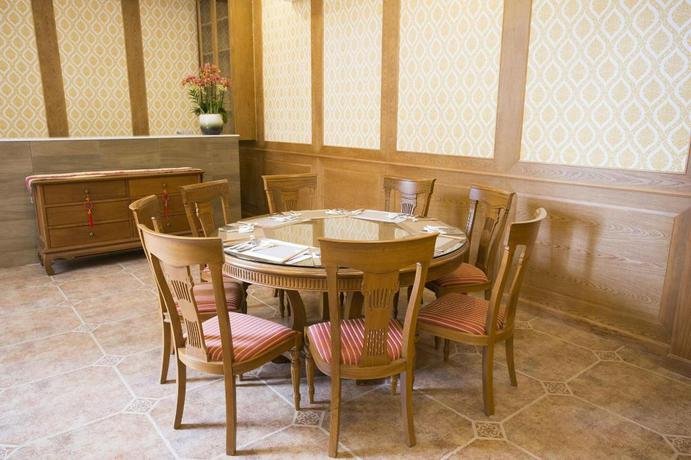 Бангкок: J Y Hotel Ladprao 35