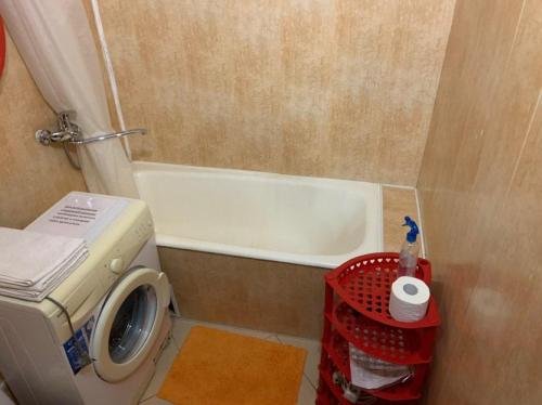 Новокузнецк: Apartment on Spartaka, 24