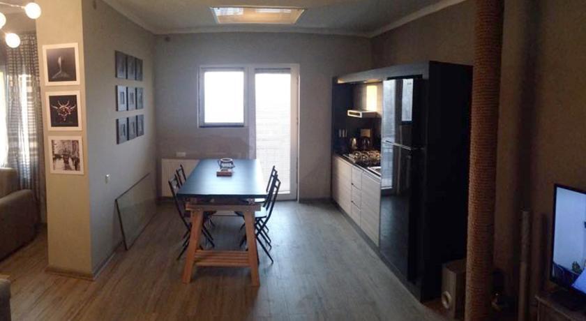 Тбилиси: Penthouse Apt On Giorgi Mirotadze