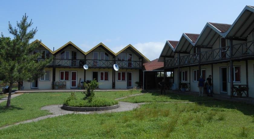 Кобулети: Cottages in Kobuleti