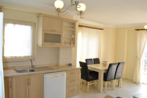 Богазичи: Bav Turquoise 2+1 Üst Kat Daire