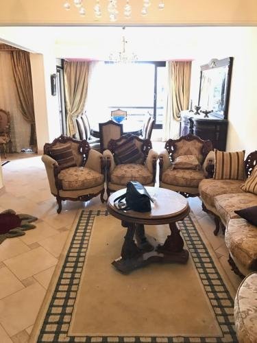Каир: New Maadi Apartment