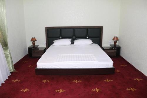 Ургенч: Real Hotel