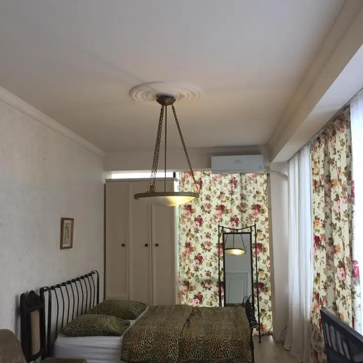 Тбилиси: Apartment on Ghambashidze 3a