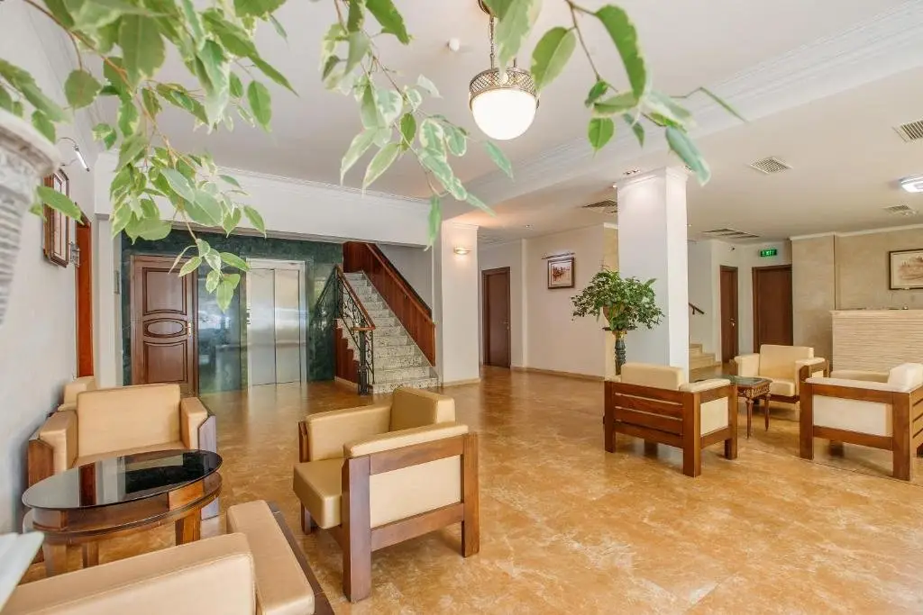 Тбилиси: Hotel Tbilotel Mimino
