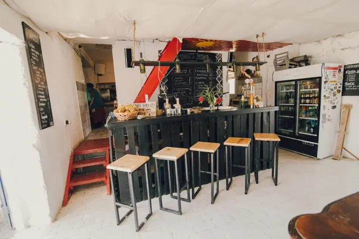 Удабно: Udabno Hostel