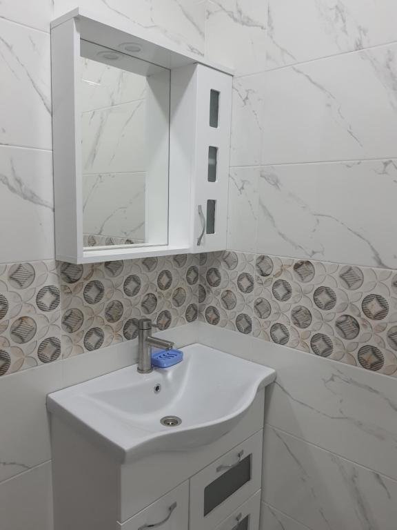 Телави: batumi luxs apartamenti
