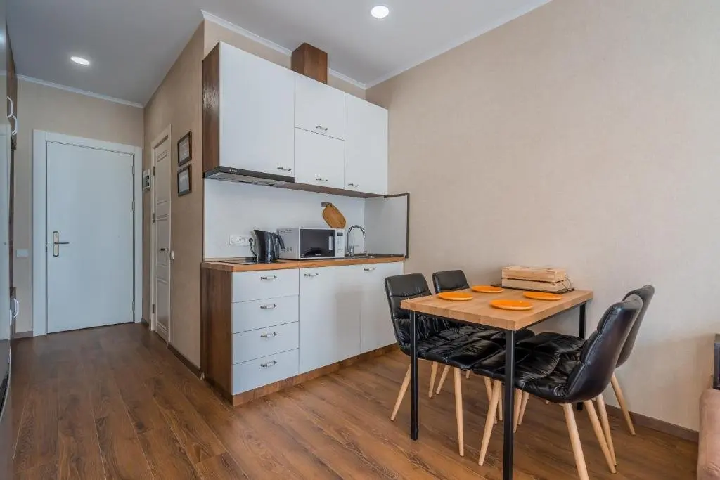 Гудаури: Alpinn Apartment With Mountain Views & Fully Equipped 2br