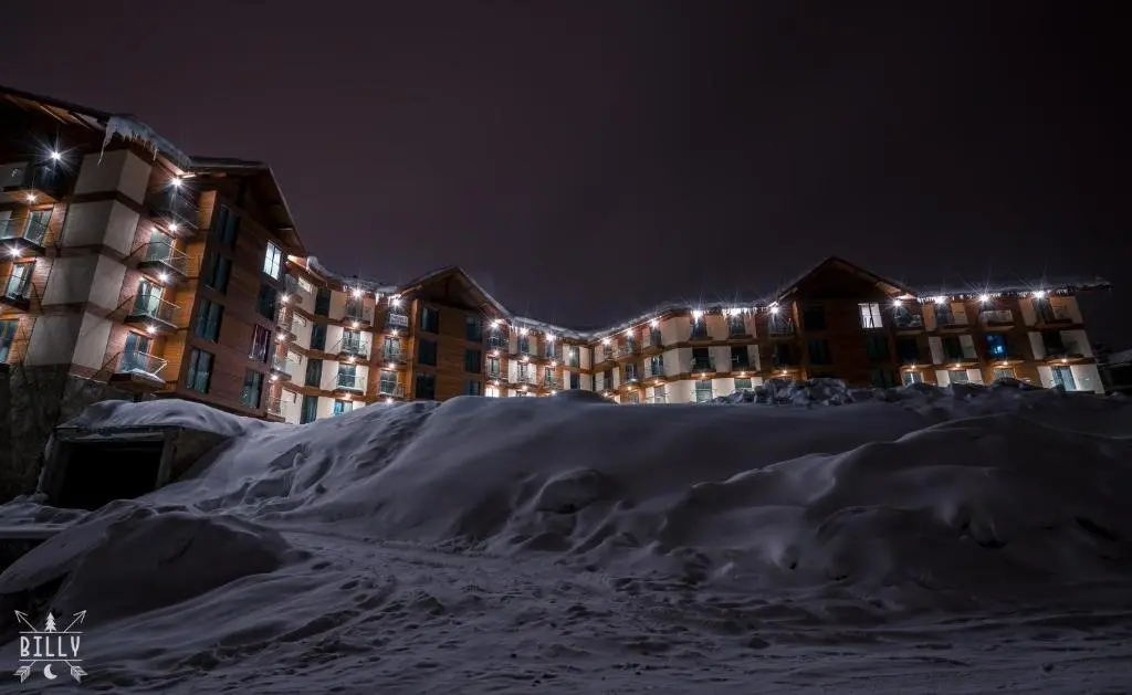 Гудаури: Alpinn Apartment With Mountain Views & Fully Equipped 2br