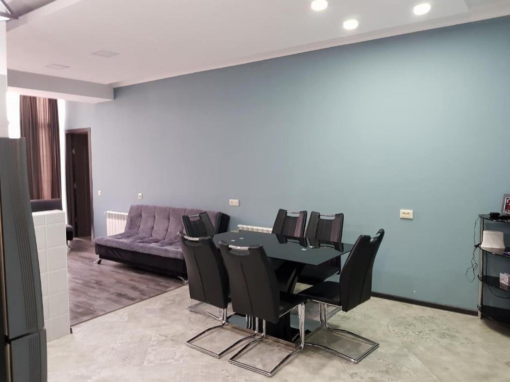 Бакуриани: Apartment in Snow Plaza 49