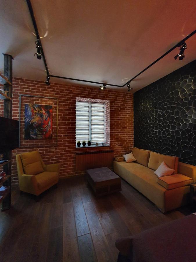 Ярославль: LoFt Design Apartments Flotskiy Spusk 1a