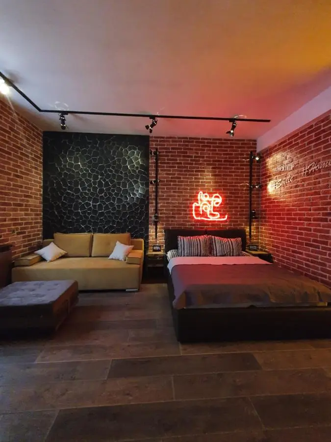 Ярославль: LoFt Design Apartments Flotskiy Spusk 1a