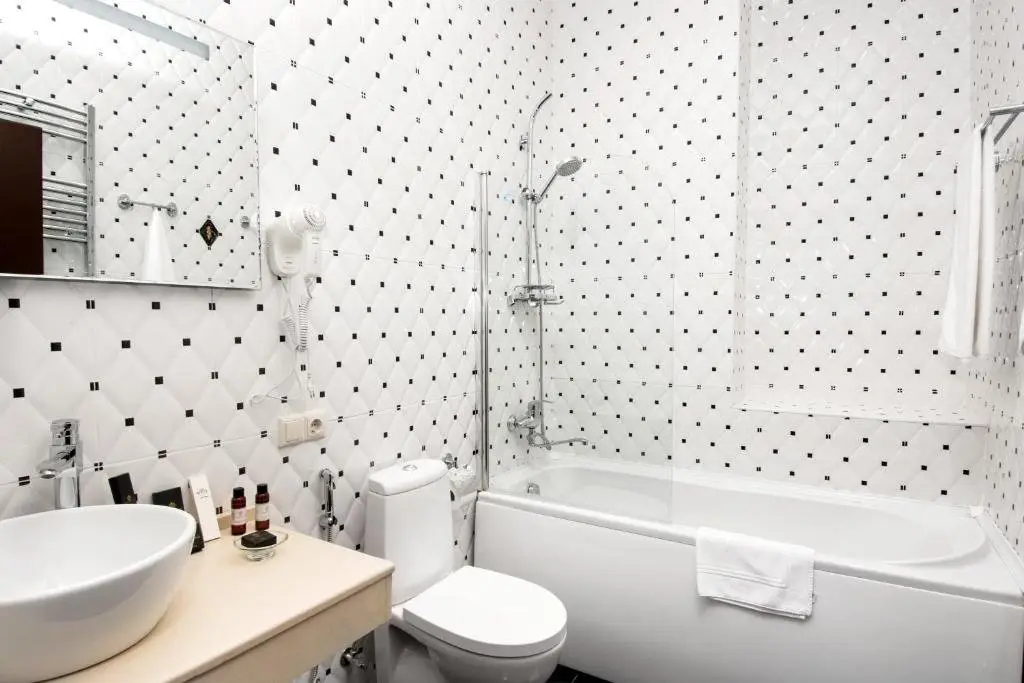 Тбилиси: Hotel River Side Hotel Tbilisi Mimino