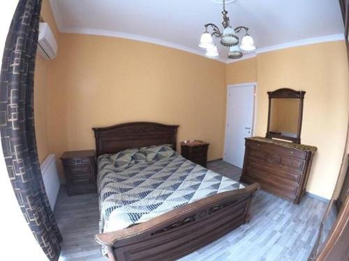 Тбилиси: Tsira's Guest House