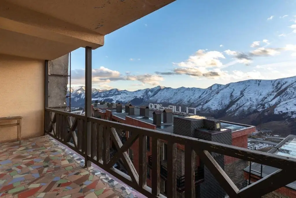 Гудаури: Stylish 1Br Apartment For 3 With Mountain Views