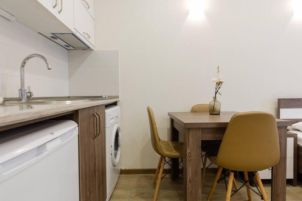 Батуми: Stylish Studio Apartment In The Center of Batumi