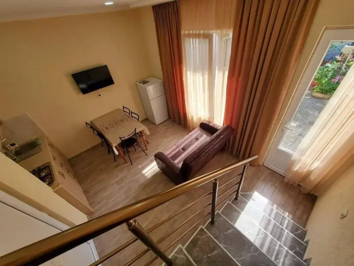 Уреки: • Ureki • Sea Resort • Lucky 7 •
