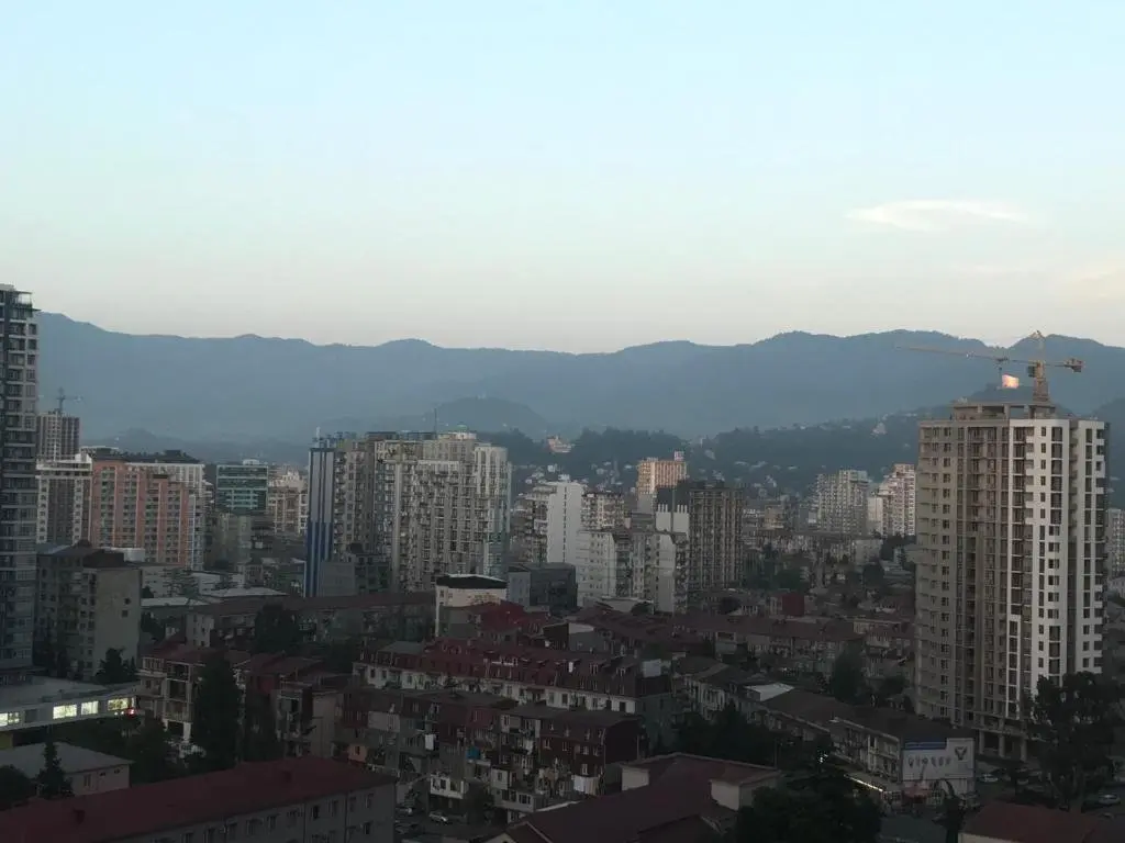Батуми: Studio Apartment In Batumi. With Mountain View