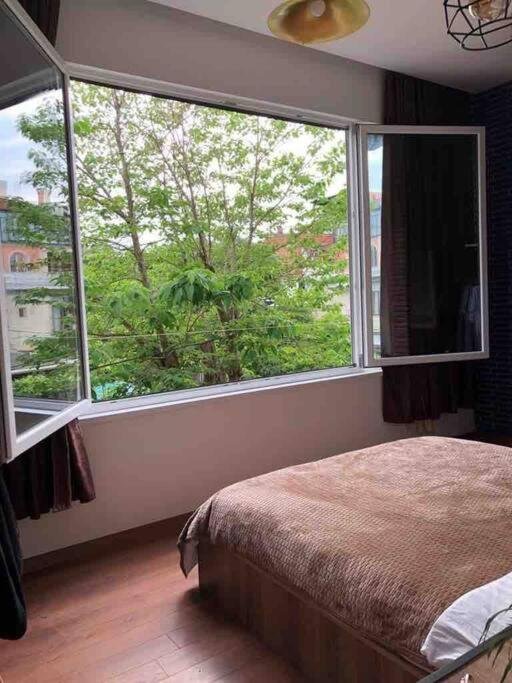 Тбилиси: One Bedroom Apartment Near Fabrica